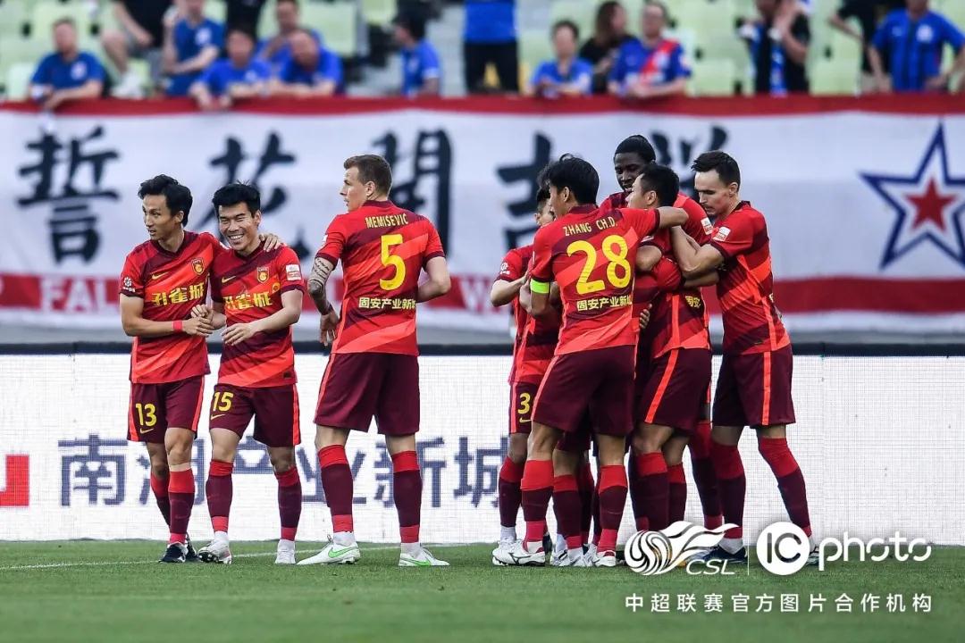 ماتش الزمالك وانبي لايفمواجهة نارية في الدوري المصري